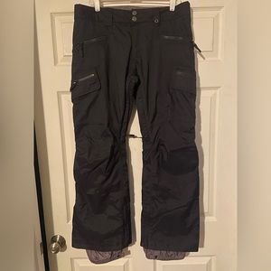 Burton woman’s snowboarding pants